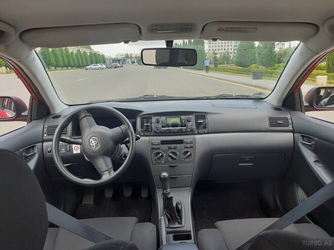 Toyota Corolla 2005, 142,000 km - 1.4 l - Gəncə