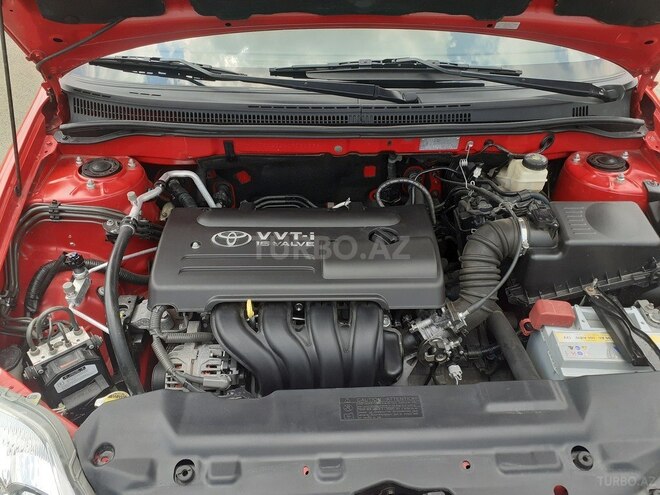 Toyota Corolla 2005, 142,000 km - 1.4 l - Gəncə