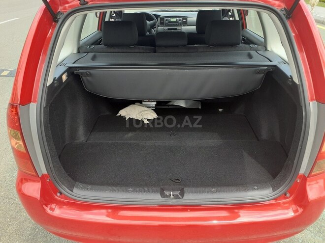 Toyota Corolla 2005, 142,000 km - 1.4 l - Gəncə
