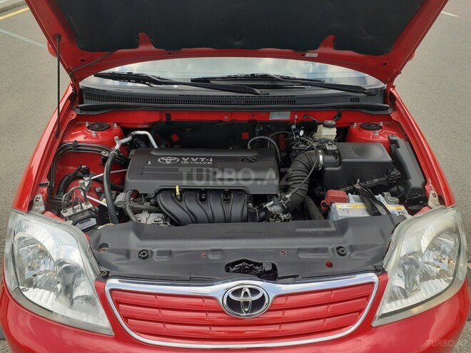 Toyota Corolla 2005, 142,000 km - 1.4 l - Gəncə