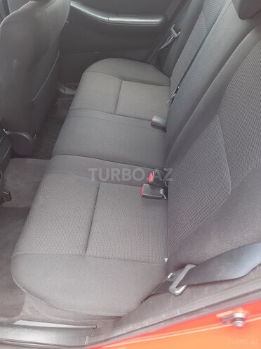 Toyota Corolla 2005, 142,000 km - 1.4 l - Gəncə