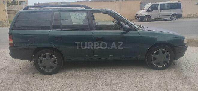 Opel Astra 1995, 444,000 km - 1.4 л - Bakı