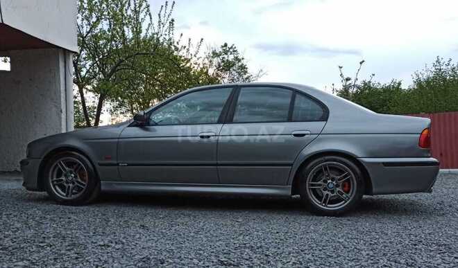 BMW 525 2002, 351,230 km - 2.5 l - Zaqatala