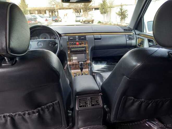 Mercedes E 320 2000, 270,000 km - 3.2 л - Ağcabədi