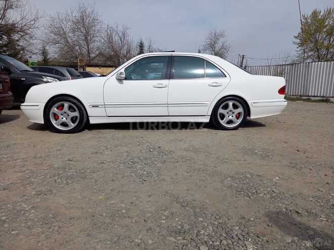 Mercedes E 320 2000, 270,000 km - 3.2 л - Ağcabədi