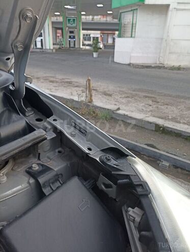 Toyota Prius 2008, 175,000 km - 1.5 л - Bakı