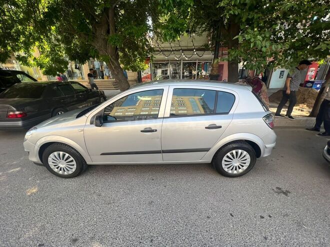 Opel Astra 2008, 174,500 km - 1.4 л - Bakı