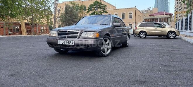 Mercedes C 220 1993, 430,000 km - 2.2 l - Bakı