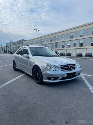 Mercedes C 32 AMG 2001, 355,000 km - 3.2 l - Bakı