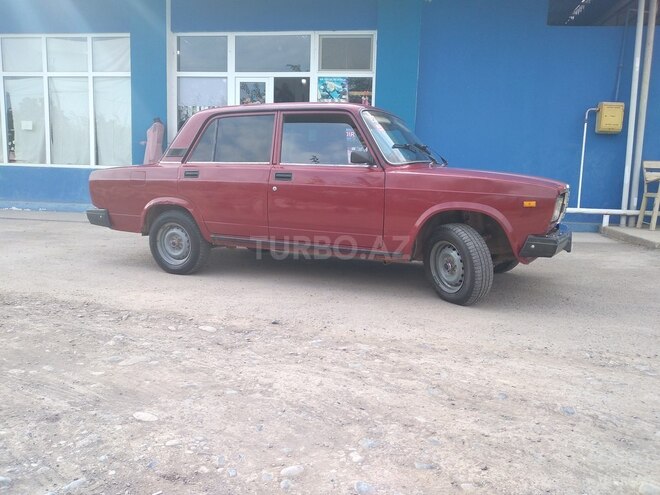 LADA (VAZ) 2107 2009, 75,000 km - 1.6 l - Saatlı