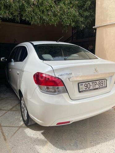 Mitsubishi Attrage 2014, 42,600 km - 1.2 l - Bakı