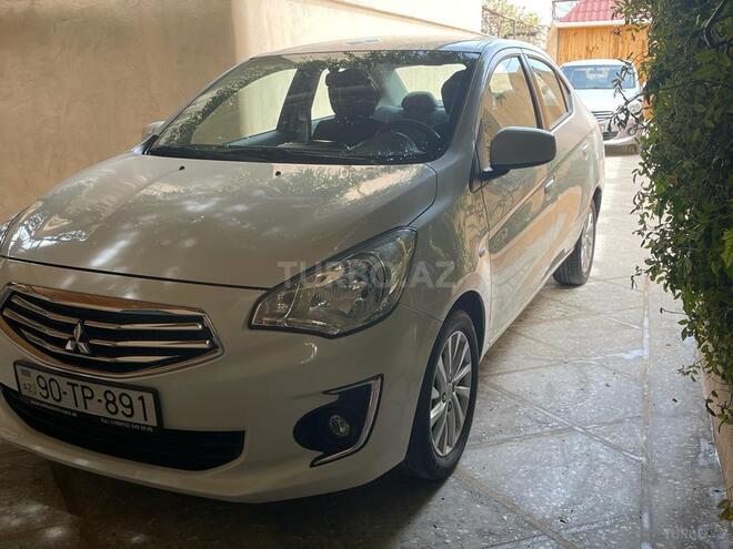 Mitsubishi Attrage 2014, 42,600 km - 1.2 l - Bakı