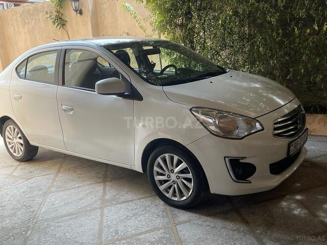 Mitsubishi Attrage 2014, 42,600 km - 1.2 l - Bakı