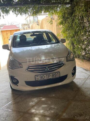 Mitsubishi Attrage 2014, 42,600 km - 1.2 l - Bakı