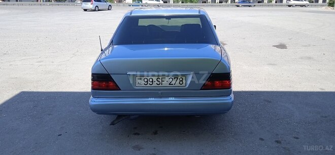 Mercedes E 300 1991, 498,000 km - 3.0 l - Bakı