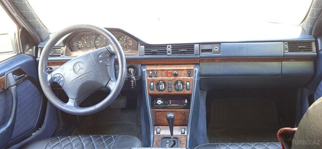 Mercedes E 300 1991, 498,000 km - 3.0 l - Bakı