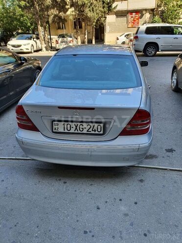 Mercedes C 240 2001, 264,740 km - 2.6 l - Bakı