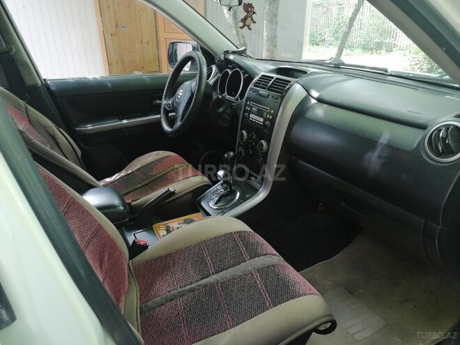 Suzuki Grand Vitara 2007, 190,000 km - 2.0 л - Bakı