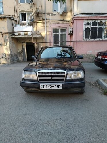 Mercedes E 220 1994, 700,000 km - 2.2 l - Bakı