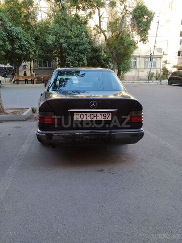Mercedes E 220 1994, 700,000 km - 2.2 l - Bakı
