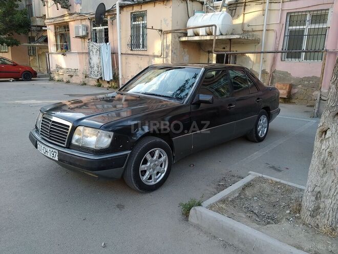Mercedes E 220 1994, 700,000 km - 2.2 l - Bakı