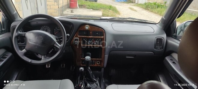 Nissan Pathfinder 1998, 388,000 km - 3.0 l - Qusar