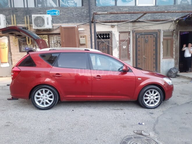 Kia Ceed 2007, 298,000 km - 1.6 л - Bakı