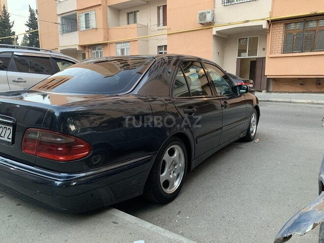 Mercedes E 220 2000, 641,000 km - 2.2 l - Bakı