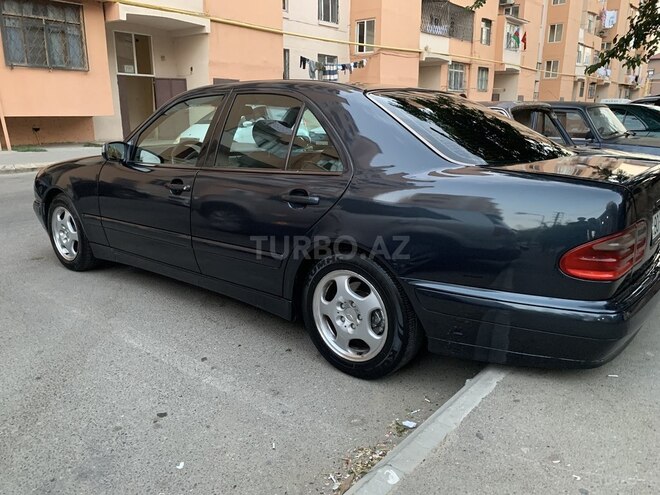 Mercedes E 220 2000, 641,000 km - 2.2 l - Bakı