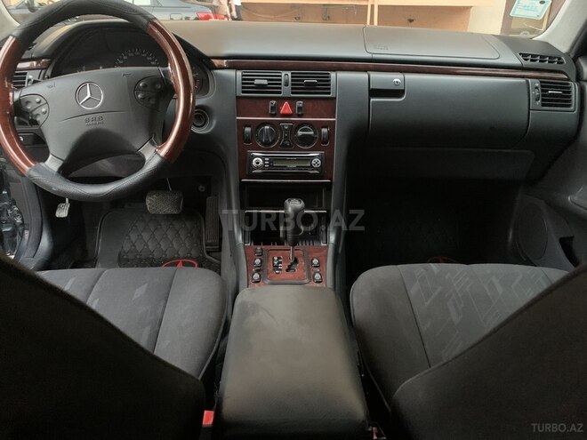 Mercedes E 220 2000, 641,000 km - 2.2 l - Bakı