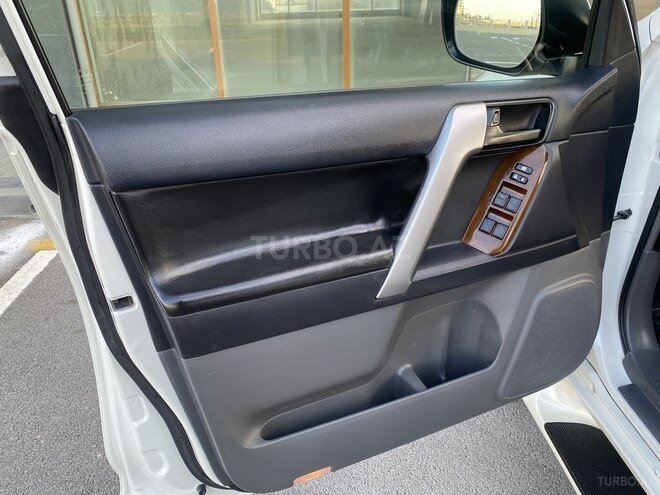 Toyota Prado 2010, 170,000 km - 2.7 л - Bakı