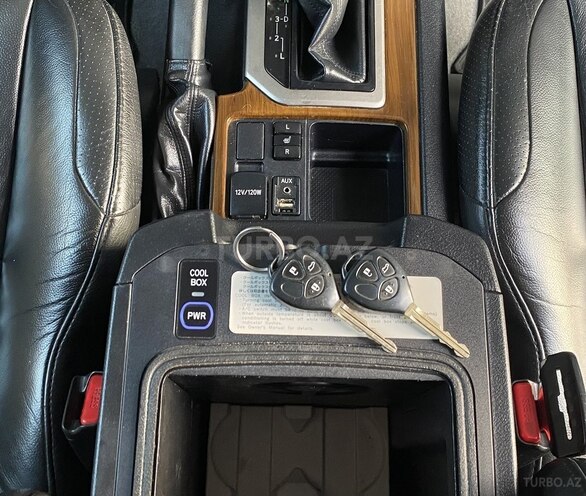 Toyota Prado 2010, 170,000 km - 2.7 л - Bakı