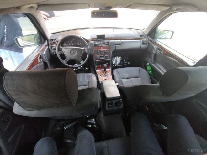 Mercedes E 240 1998, 210,000 km - 2.4 л - Sumqayıt