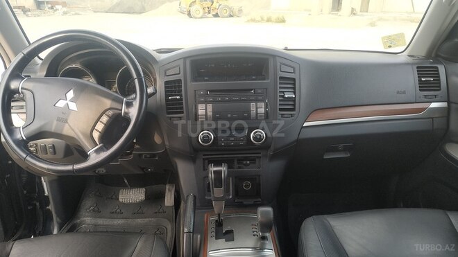 Mitsubishi Pajero 2008, 33,800 km - 3.0 л - Gəncə