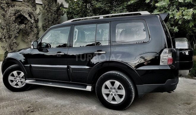 Mitsubishi Pajero 2008, 33,800 km - 3.0 л - Gəncə