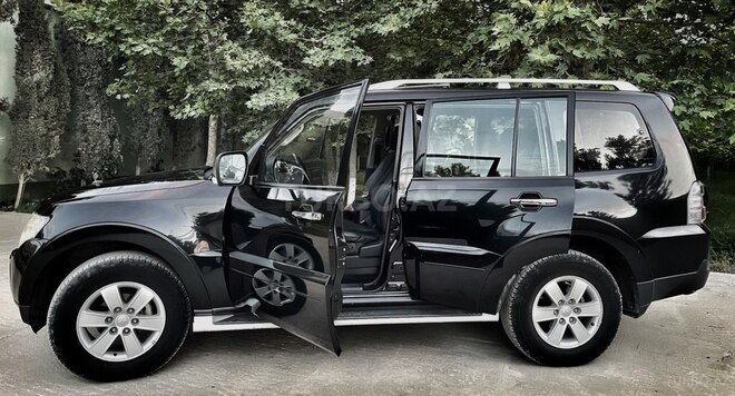 Mitsubishi Pajero 2008, 33,800 km - 3.0 л - Gəncə
