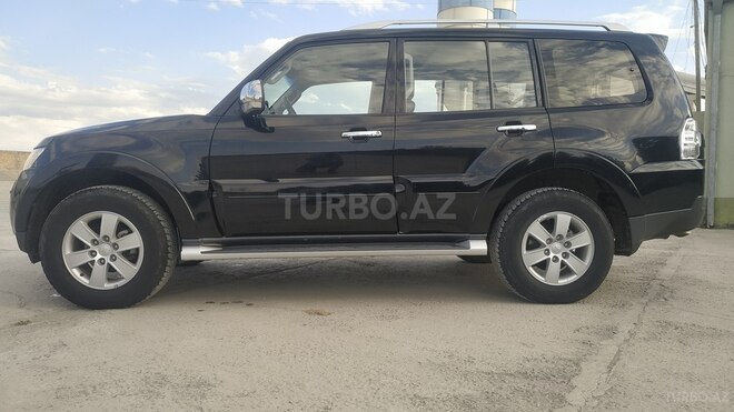Mitsubishi Pajero 2008, 33,800 km - 3.0 л - Gəncə