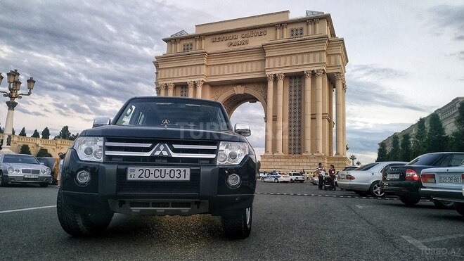 Mitsubishi Pajero 2008, 33,800 km - 3.0 л - Gəncə