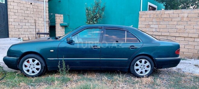Mercedes E 220 1997, 738,597 km - 2.2 л - Bakı
