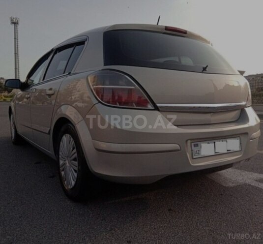 Opel Astra 2007, 188,000 km - 1.4 l - Şamaxı