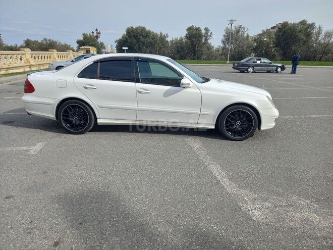 Mercedes E 220 2008, 385,655 km - 2.2 л - Bakı