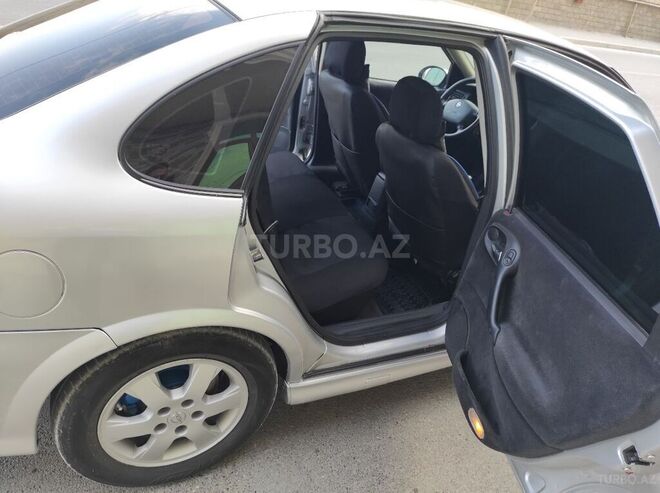 Opel Vectra 2001, 351,000 km - 1.6 l - Bakı