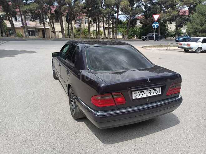 Mercedes E 240 1998, 384,523 km - 2.4 l - Şirvan