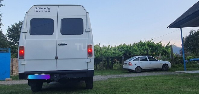 Mercedes 208 D 1995, 150,000 km - 2.3 l - Bakı