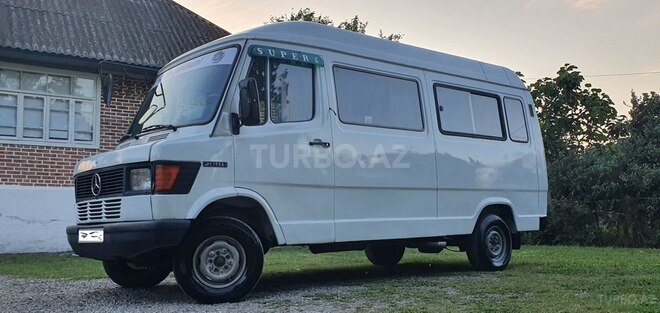 Mercedes 208 D 1995, 150,000 km - 2.3 l - Bakı