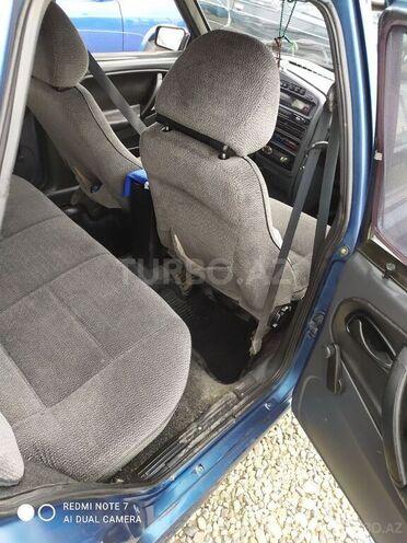 LADA (VAZ) 2115 2004, 250,000 km - 1.5 l - Gəncə