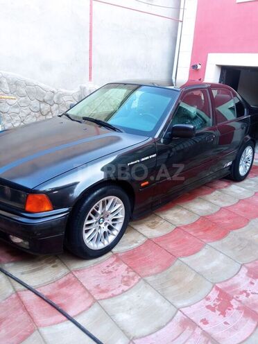 BMW 325 1997, 435,000 km - 2.5 l - Bakı