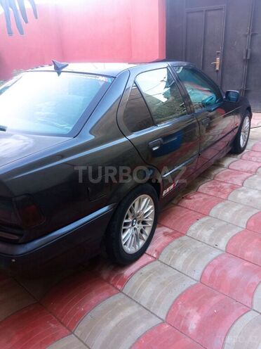 BMW 325 1997, 435,000 km - 2.5 l - Bakı