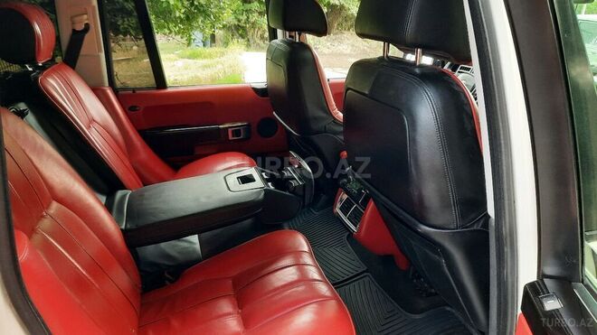 Land Rover Range Rover 2005, 378,000 km - 4.4 l - Bərdə