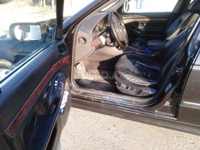 BMW 528 1995, 300,000 km - 2.8 l - Sumqayıt